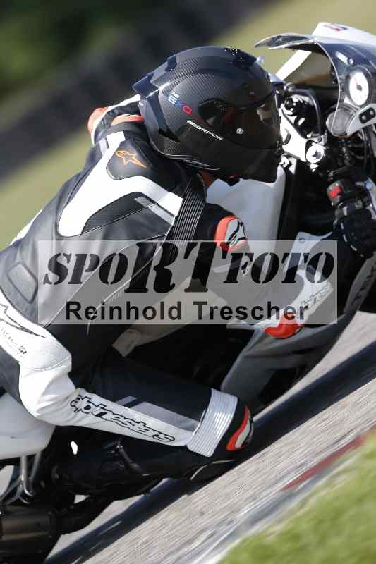 /44 09.08.2025 Plüss Moto Sport ADR/Freies Fahren/547